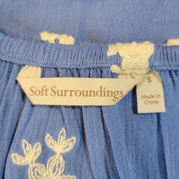 Soft Surroundings (Women's Small) Over size Floral Embroidery Peasant Blouse Top - Picture 6 of 7